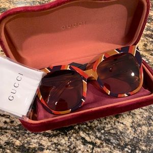 Gucci sunglasses